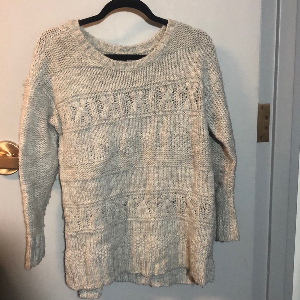 Oversized grey knit wool sweater